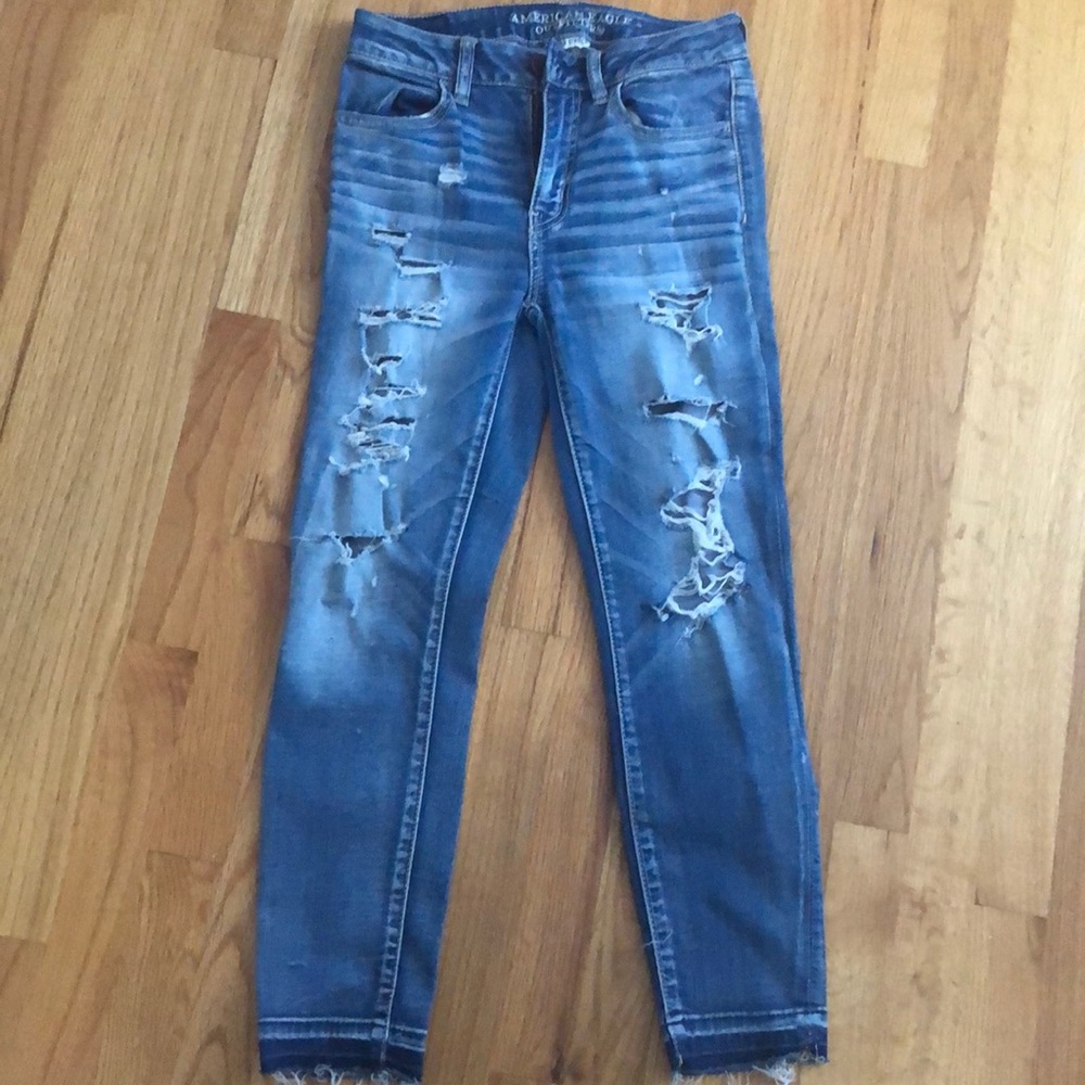 American Eagle distressed jeans